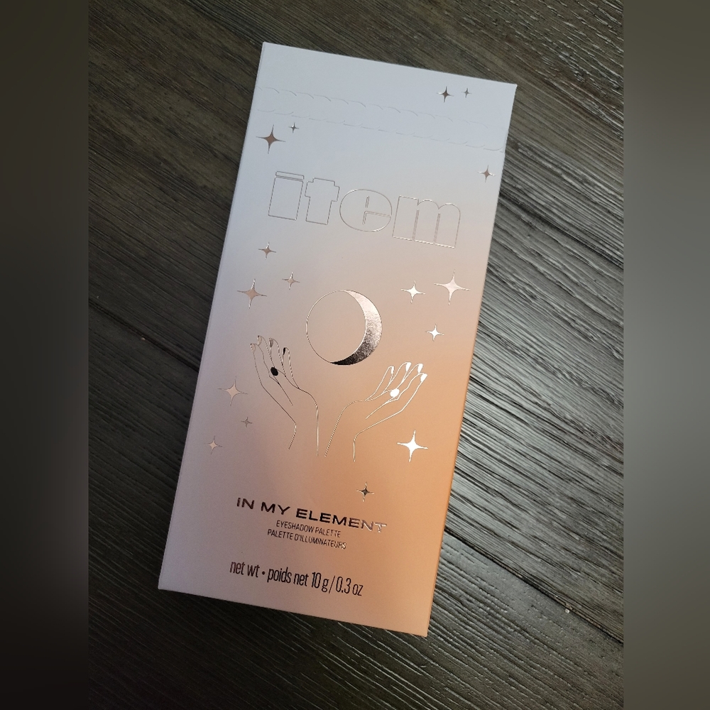 Eyeshadow palette